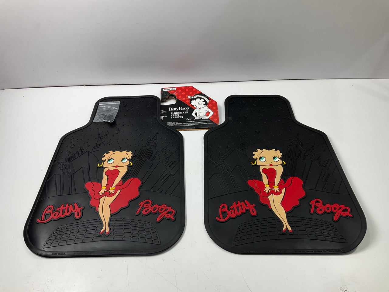 Plasticolor 001422R01 Betty Boop Universal Fit Rubber Floor Mats 25'' X 16-3/4''