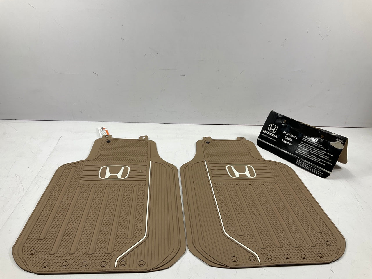 Plasticolor 001615R06 Universal Tan Rubber 2-Piece Floor Mat Set W/ Honda Logo