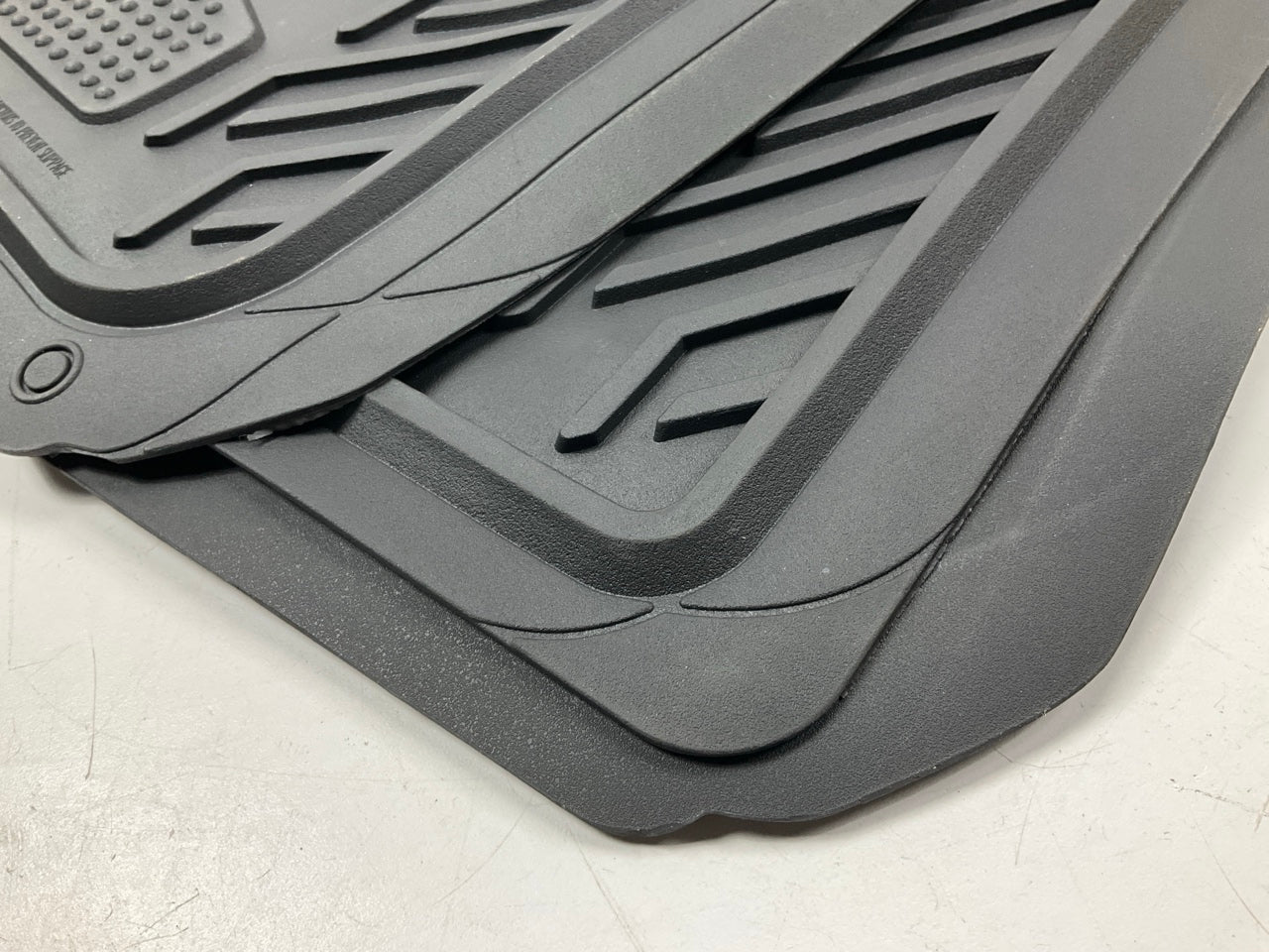 Chevy Weatherpro Black SUV Car Truck Heavy Duty All-Weather Rubber Floor Mats