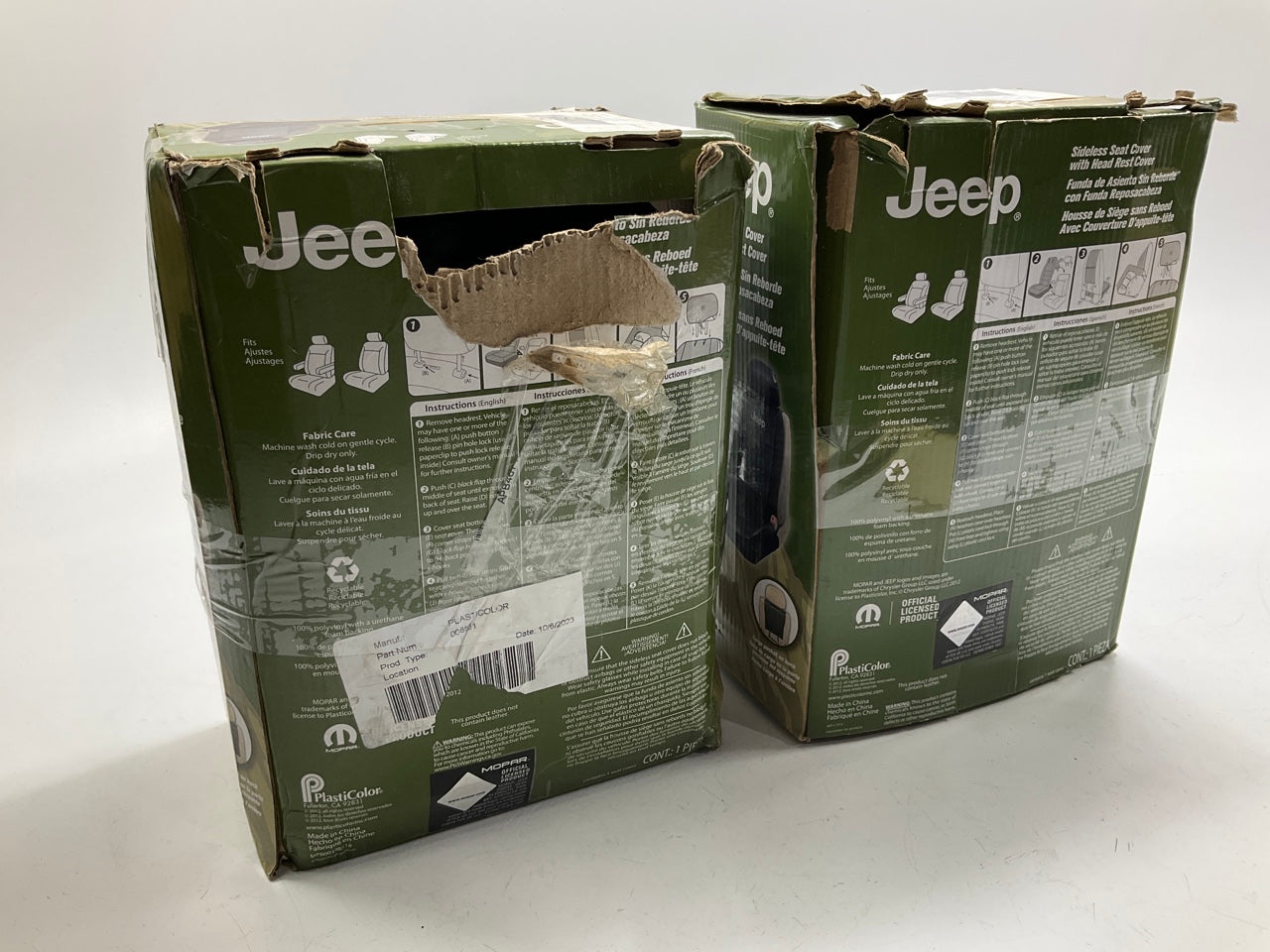 OPEN BOX - (2) Plasticolor Universal Black Logo Sideless Seat Covers For Jeep