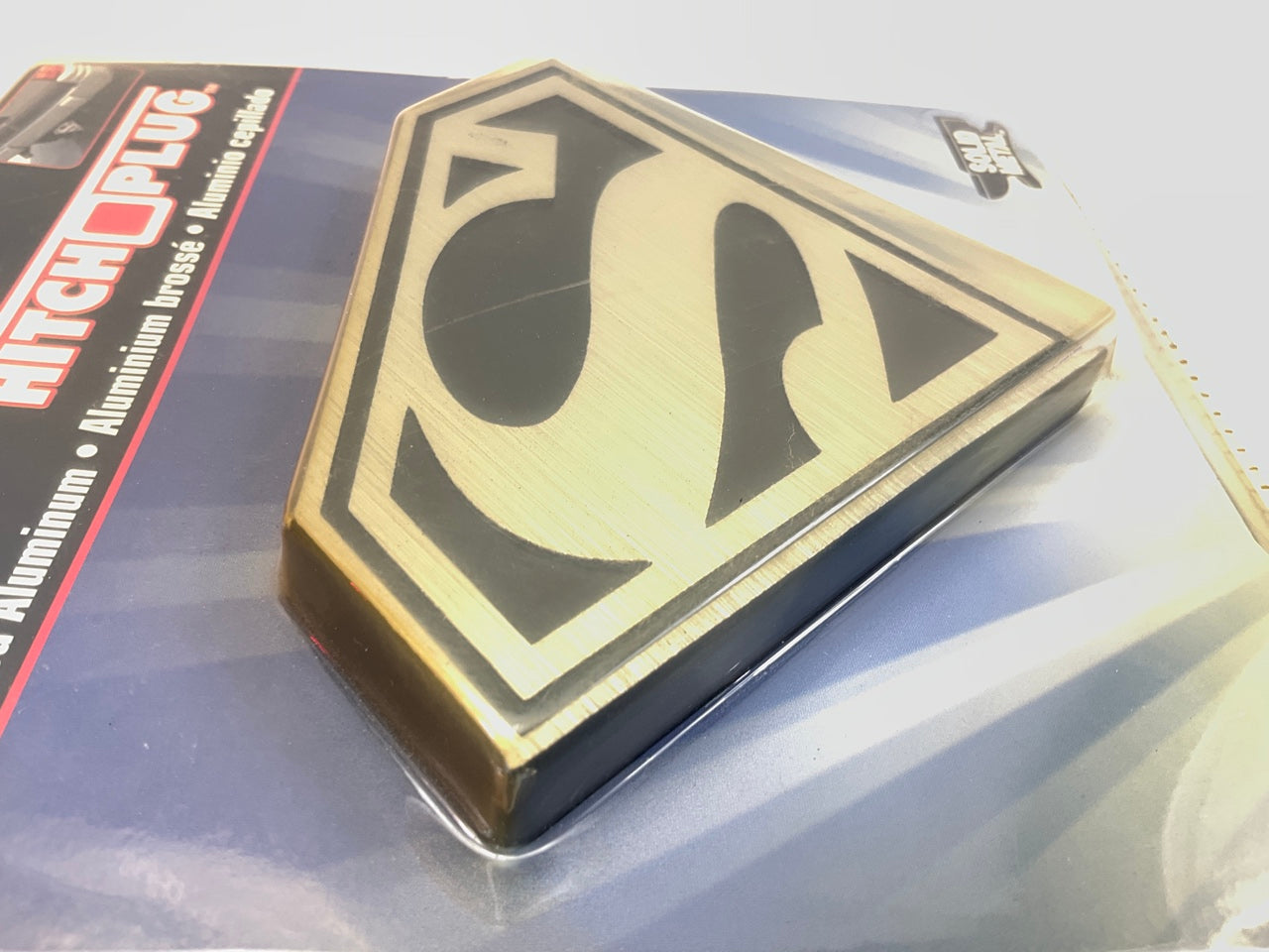 Plasticolor 2225 Trailer Hitch Plug - With Brushed Aluminum Superman Logo