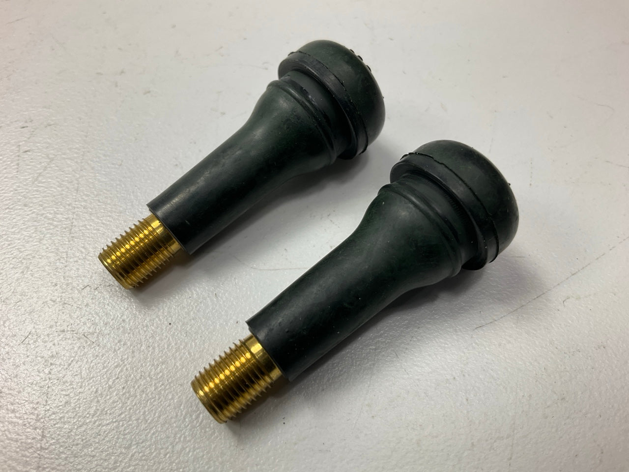 Plews 30-414-50 Snap-In Tire Valves TR414, Box Of 50