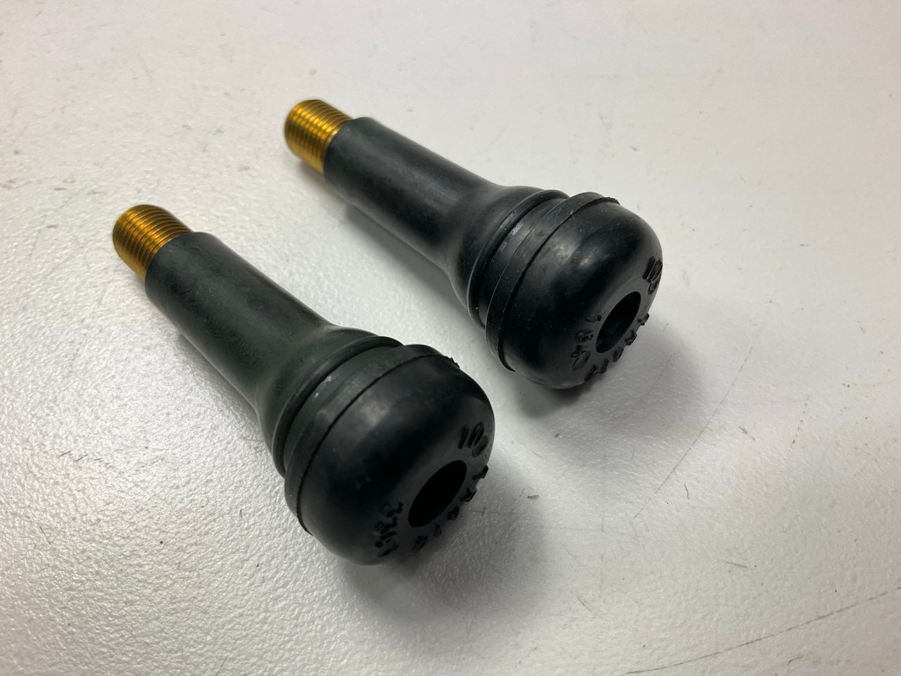 Plews 30-414-50 Snap-In Tire Valves TR414, Box Of 50