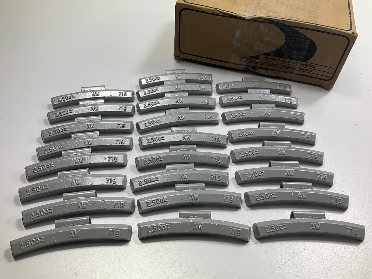 Plombco AWS-2-50 Wheel Weights 2.50 Oz Each - 25 Pcs