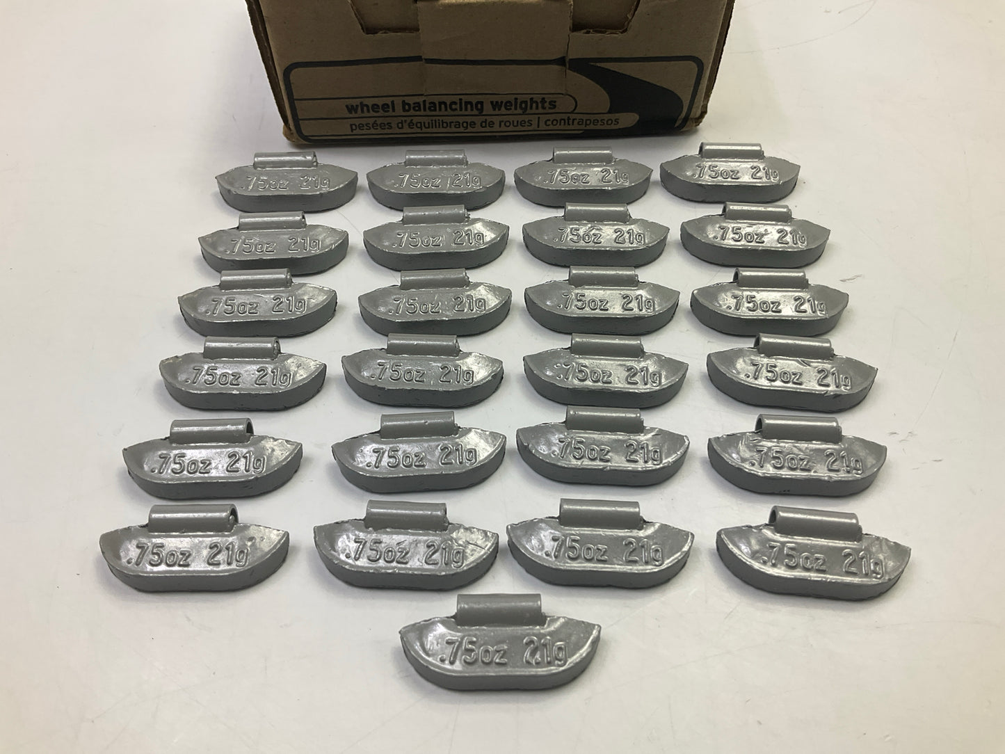 Plombco REGS-0-75 Coated Wheel Weights 21 Grams 0.75 Oz (3/4 Oz) - Pack Of 25