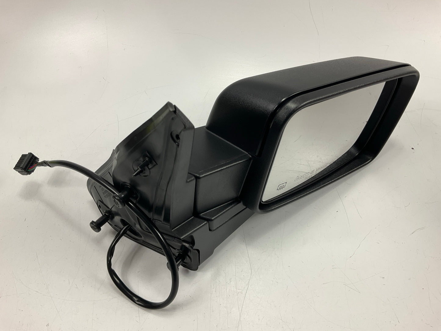 Polyway 111-25010-851 Right Heated Mirror For 2006-2010 Jeep Commander