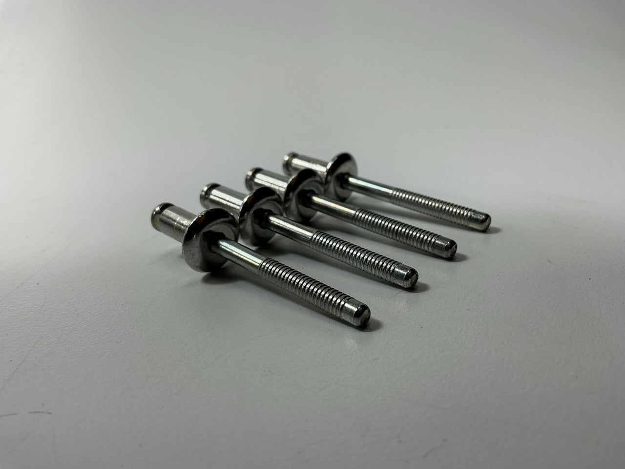 Pop Avdel 59580 Blind Rivets 1/4'' Dia., Head Dia..510'', Grip Range: 1/32''-9/64''
