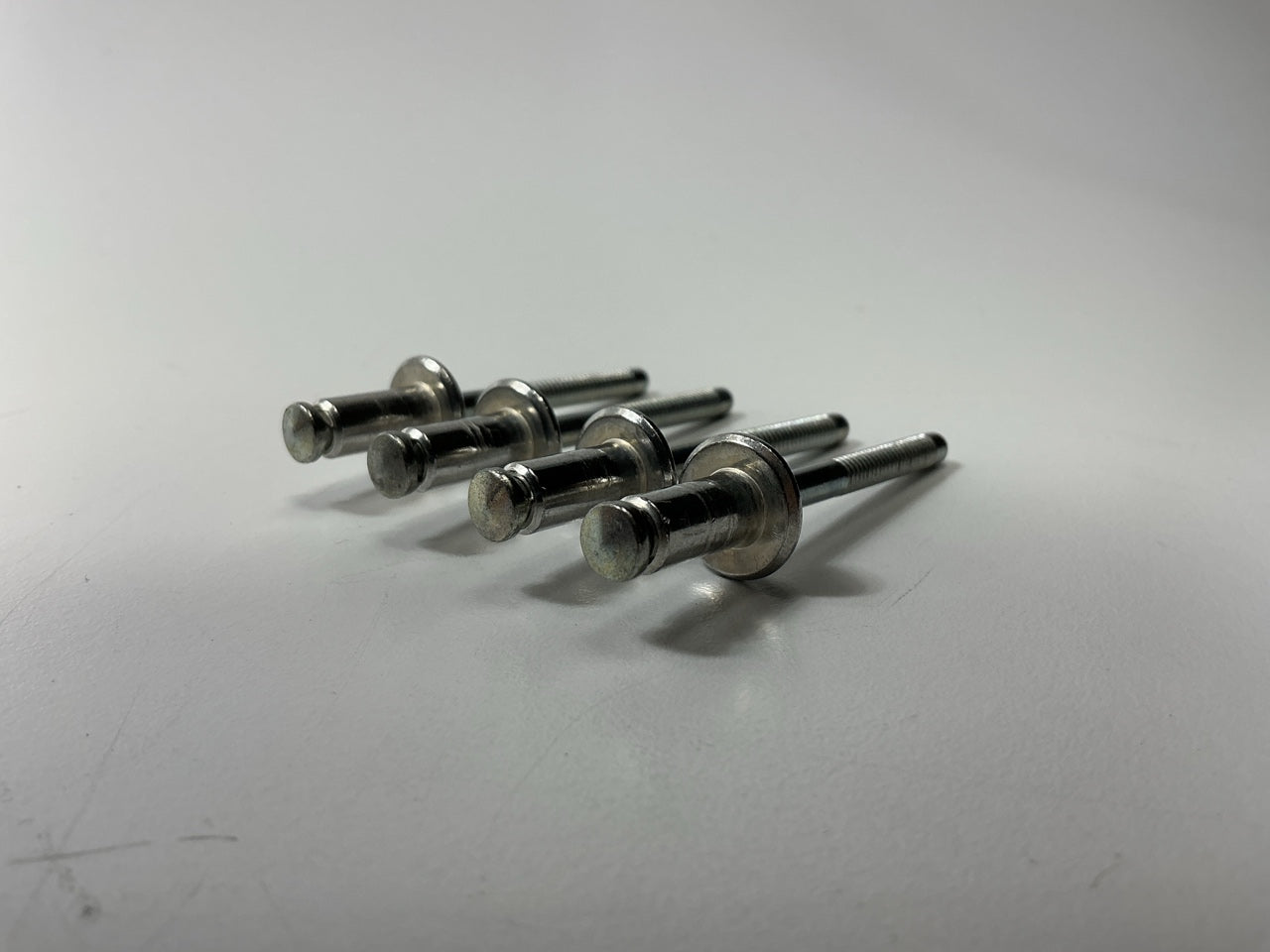 Pop Avdel 59580 Blind Rivets 1/4'' Dia., Head Dia..510'', Grip Range: 1/32''-9/64''