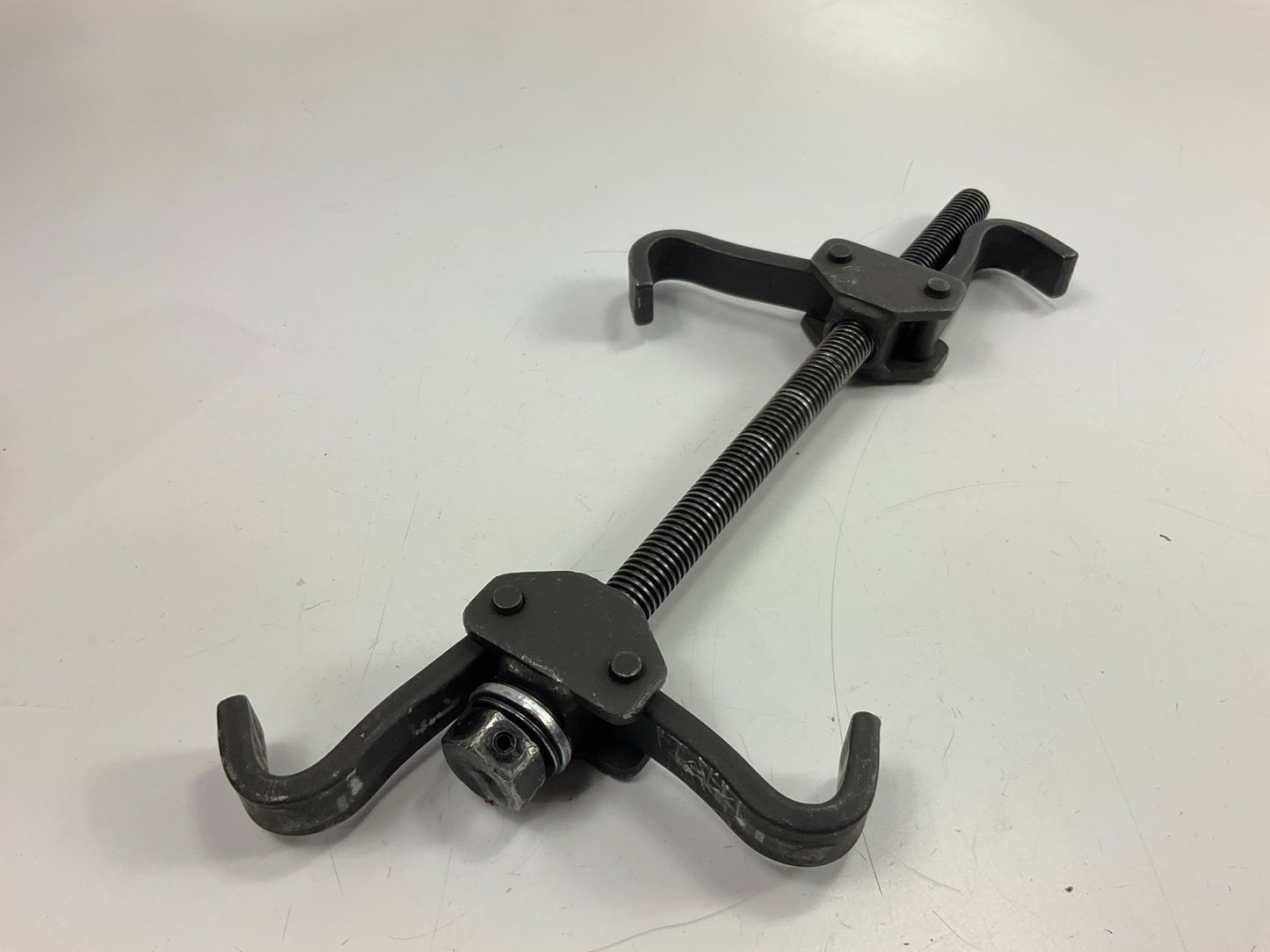 USED #4 - Powerbuilt 948012 Coil Spring Compressor Tool