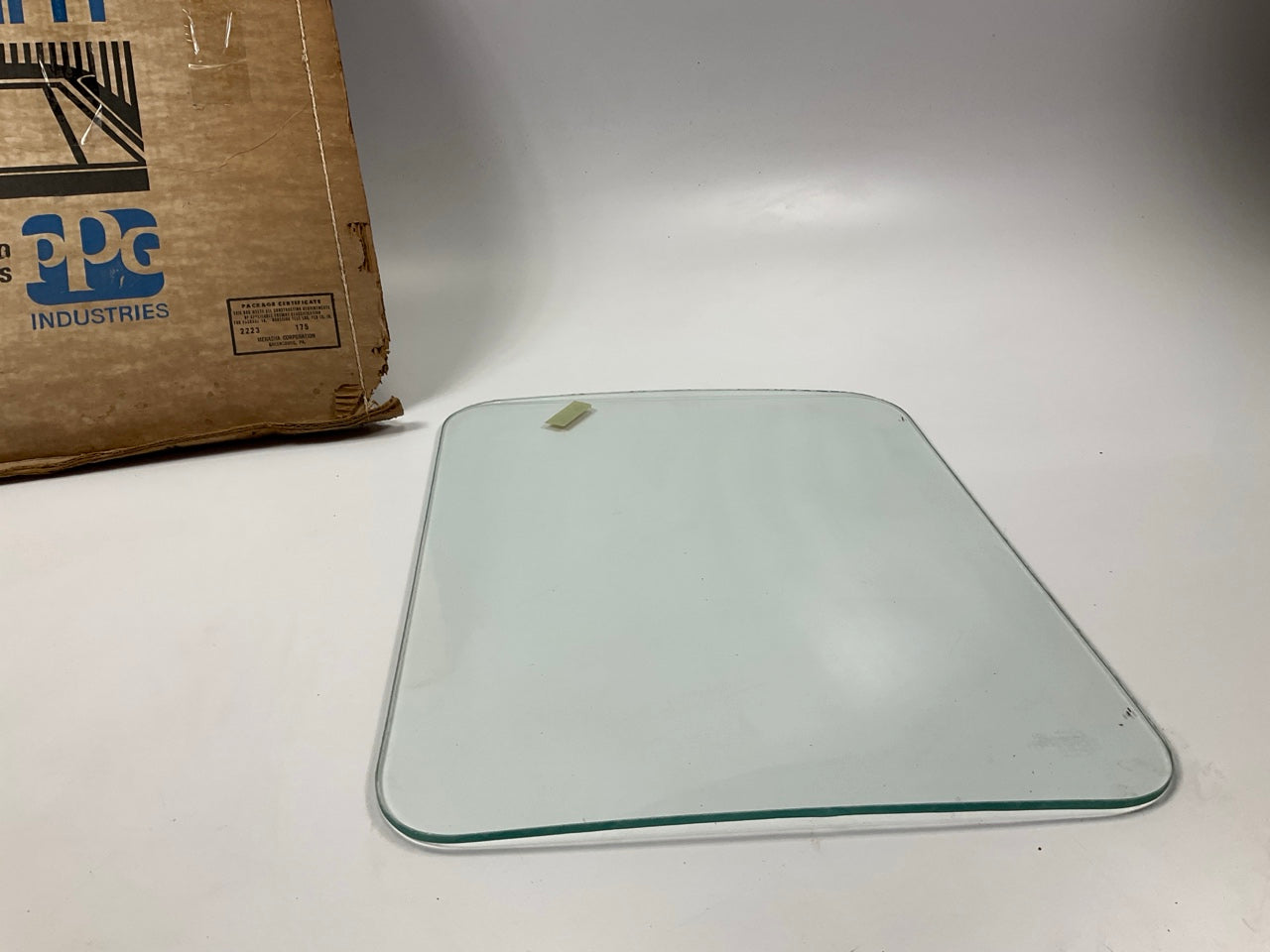 Glass # 2 - NOS Herculite PPG D3932 Right Side Glass 1968-1973 Ford Econoline