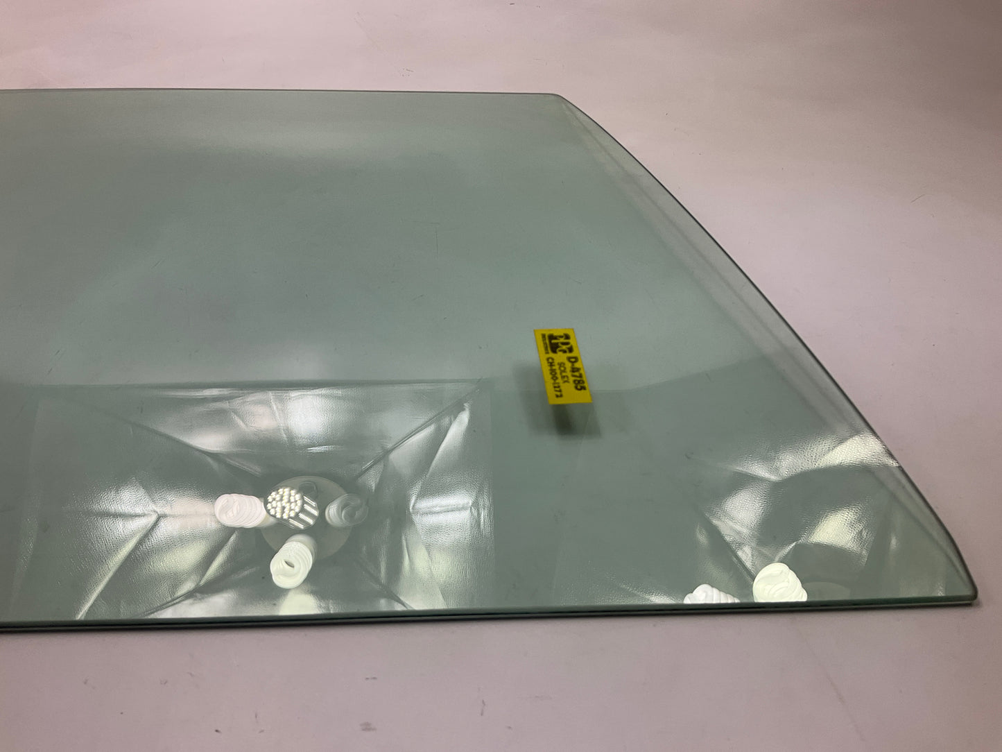 Glass #2- PPG D4785 Right Glass 74-90 Ramcharger 74-81 Trailduster GT