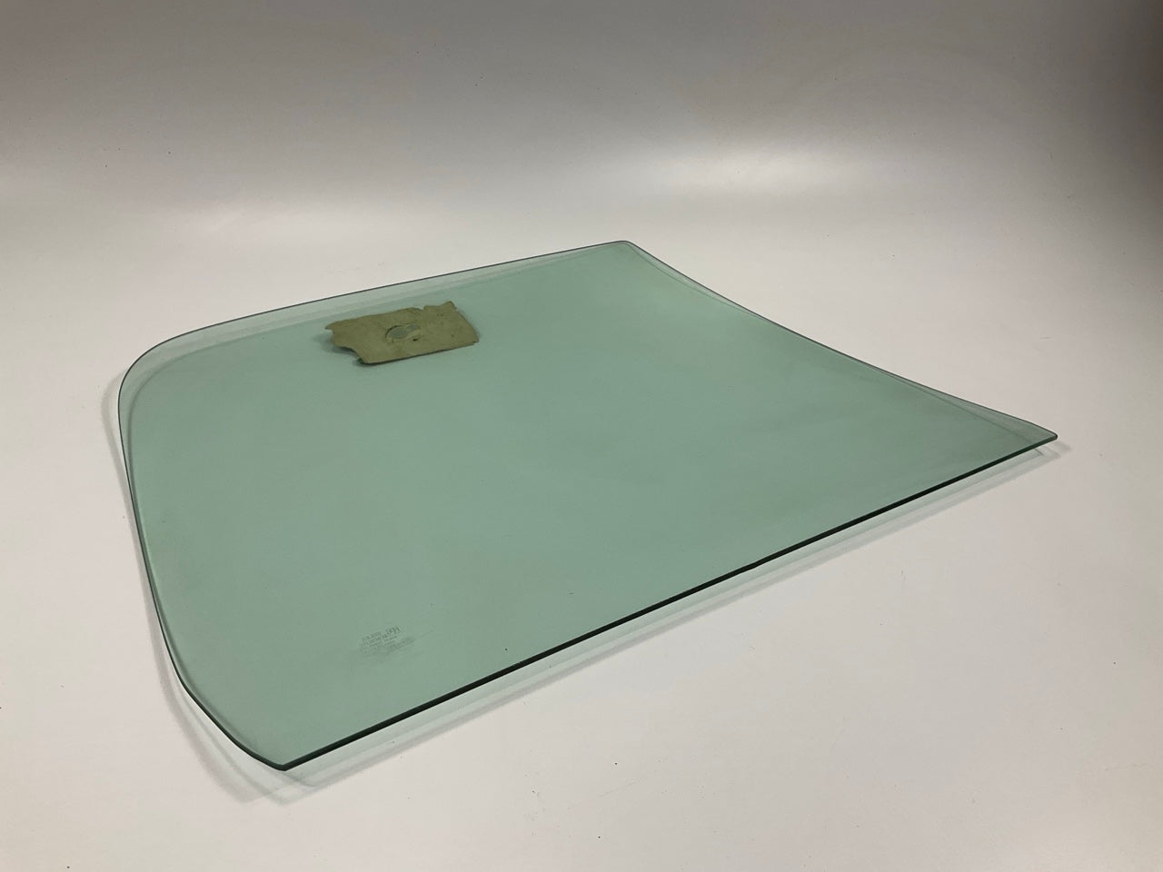 Glass 2 NOS Herculite PPG D4786 Left Glass 74-90 Ramcharger 74-81 Trailduster GT