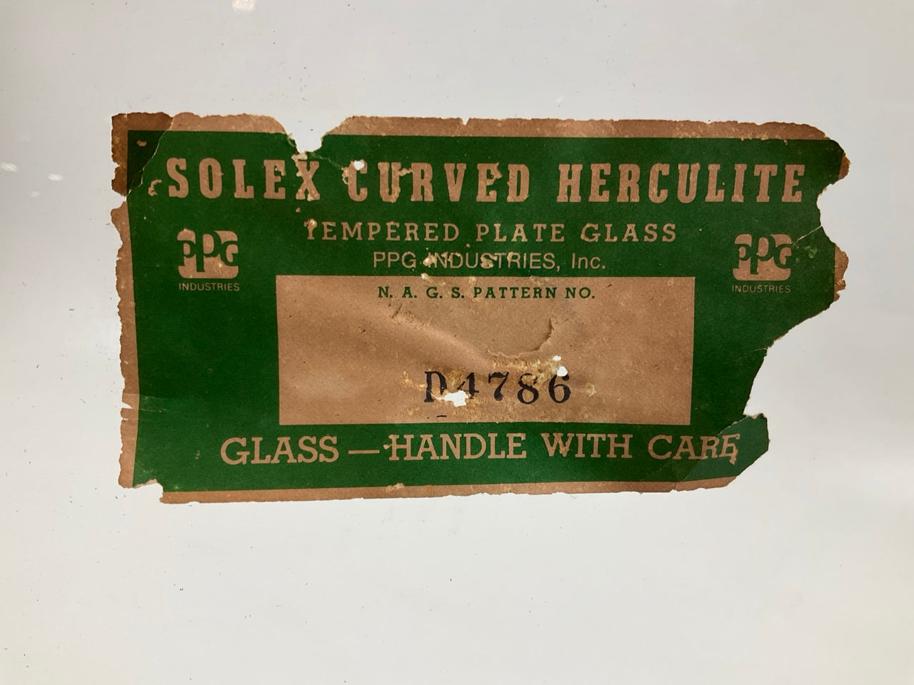 Glass 2 NOS Herculite PPG D4786 Left Glass 74-90 Ramcharger 74-81 Trailduster GT