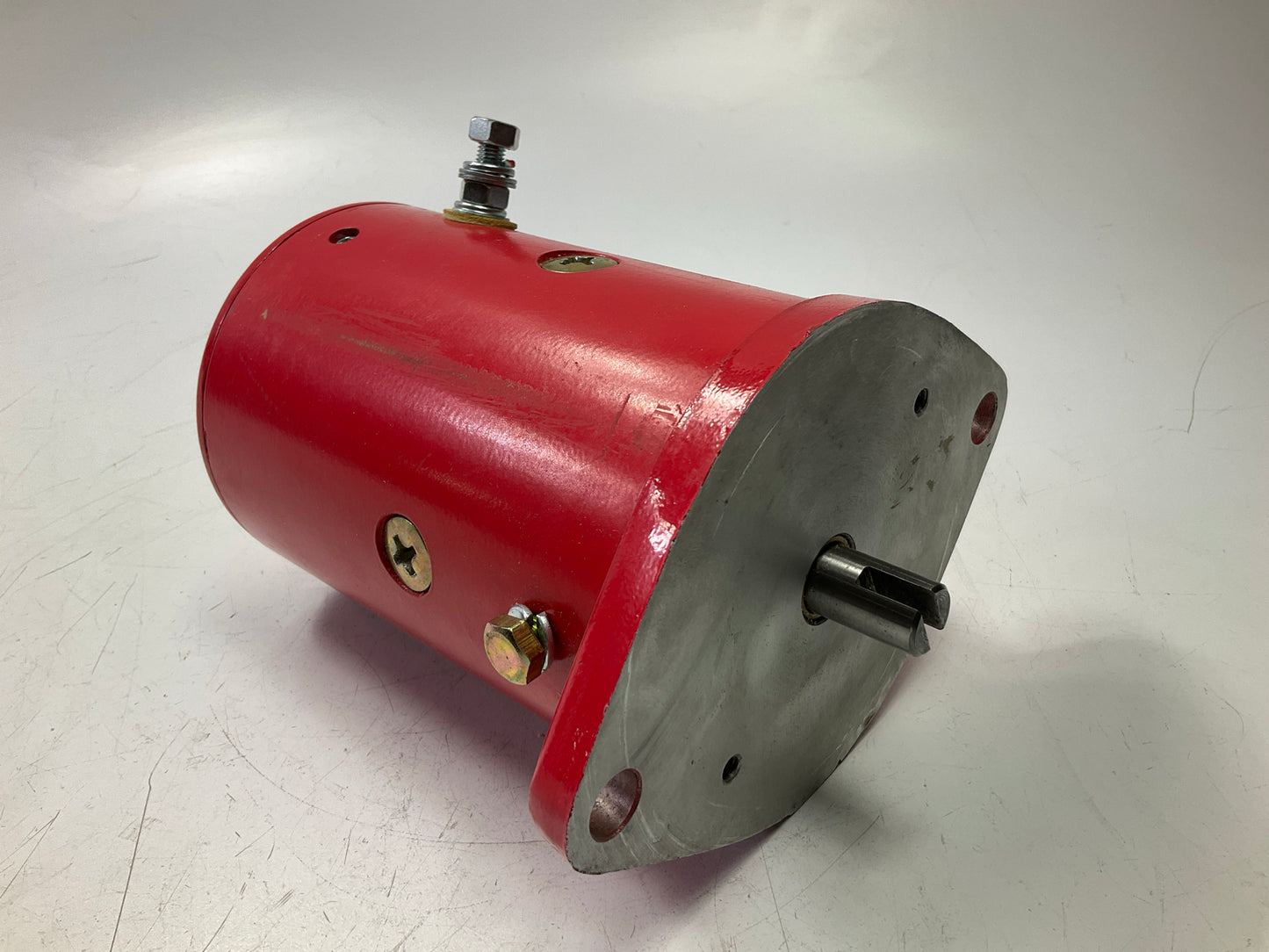 HAS A DENT SEE PHOTOS - NEW W25556 4-1/2'' Replacement Snow Plow Motor 25556