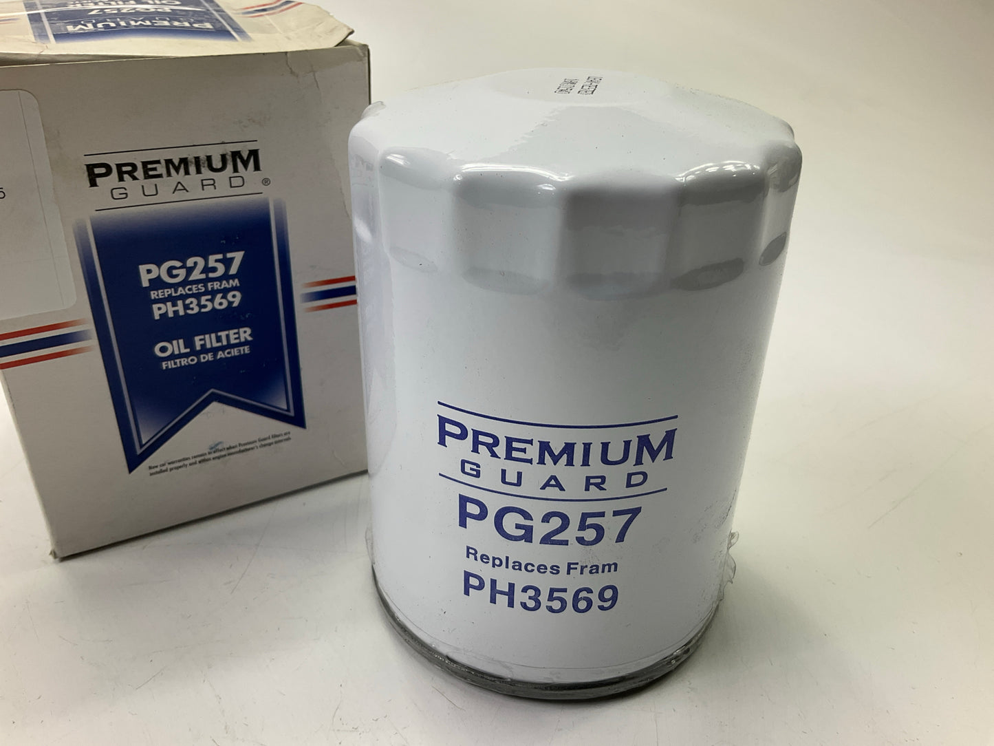Premium Guard PG257 Engine Oil Filter