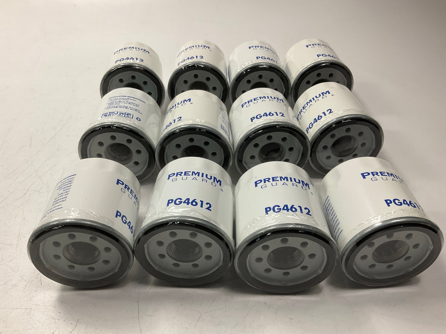 (12) Premium Guard PG4612 Engine Oil Filter