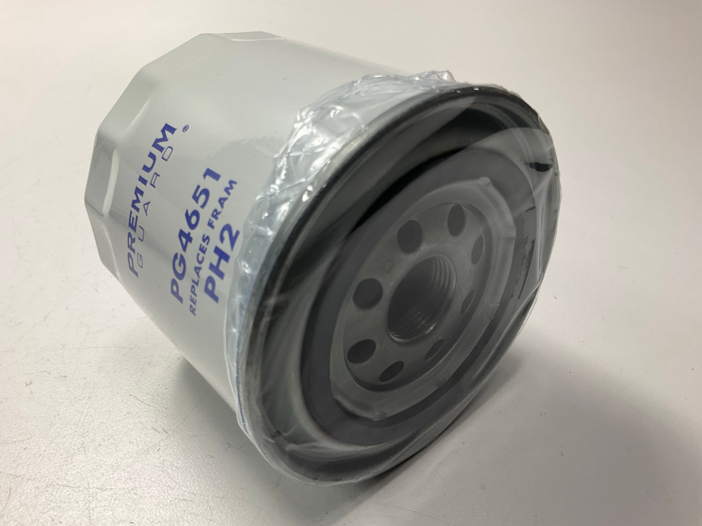 Premium Guard PG4651 Engine Oil Filter