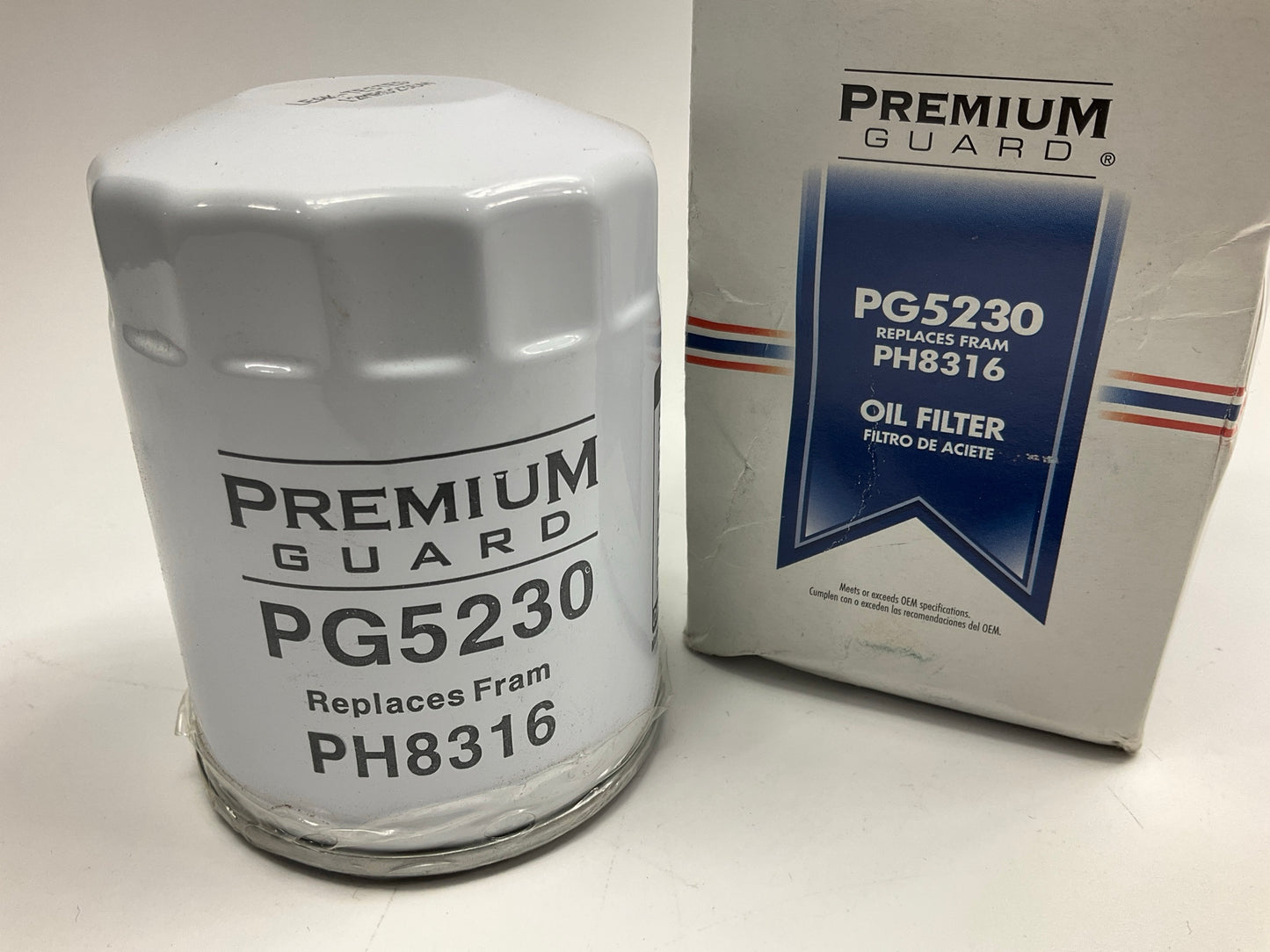 Premium Guard PG5230 Oil Filter For 2005-2006 Jeep Liberty 2.8L Diesel