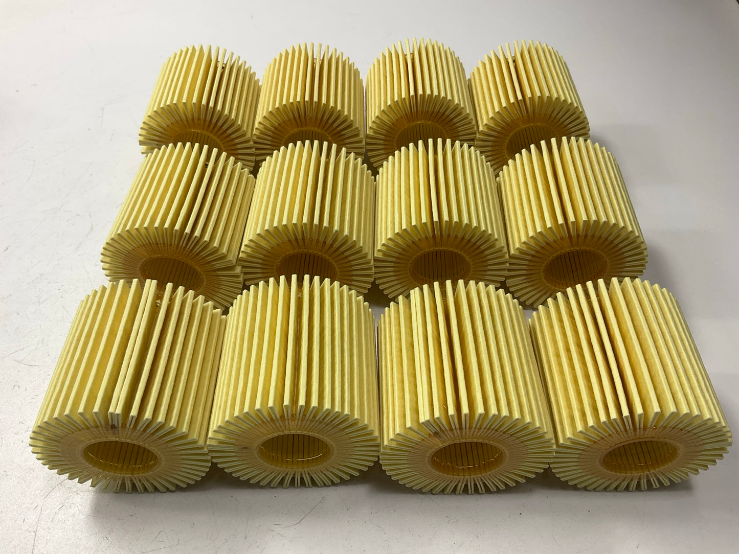 (12) Premium Guard PG5608 Engine Oil Filter