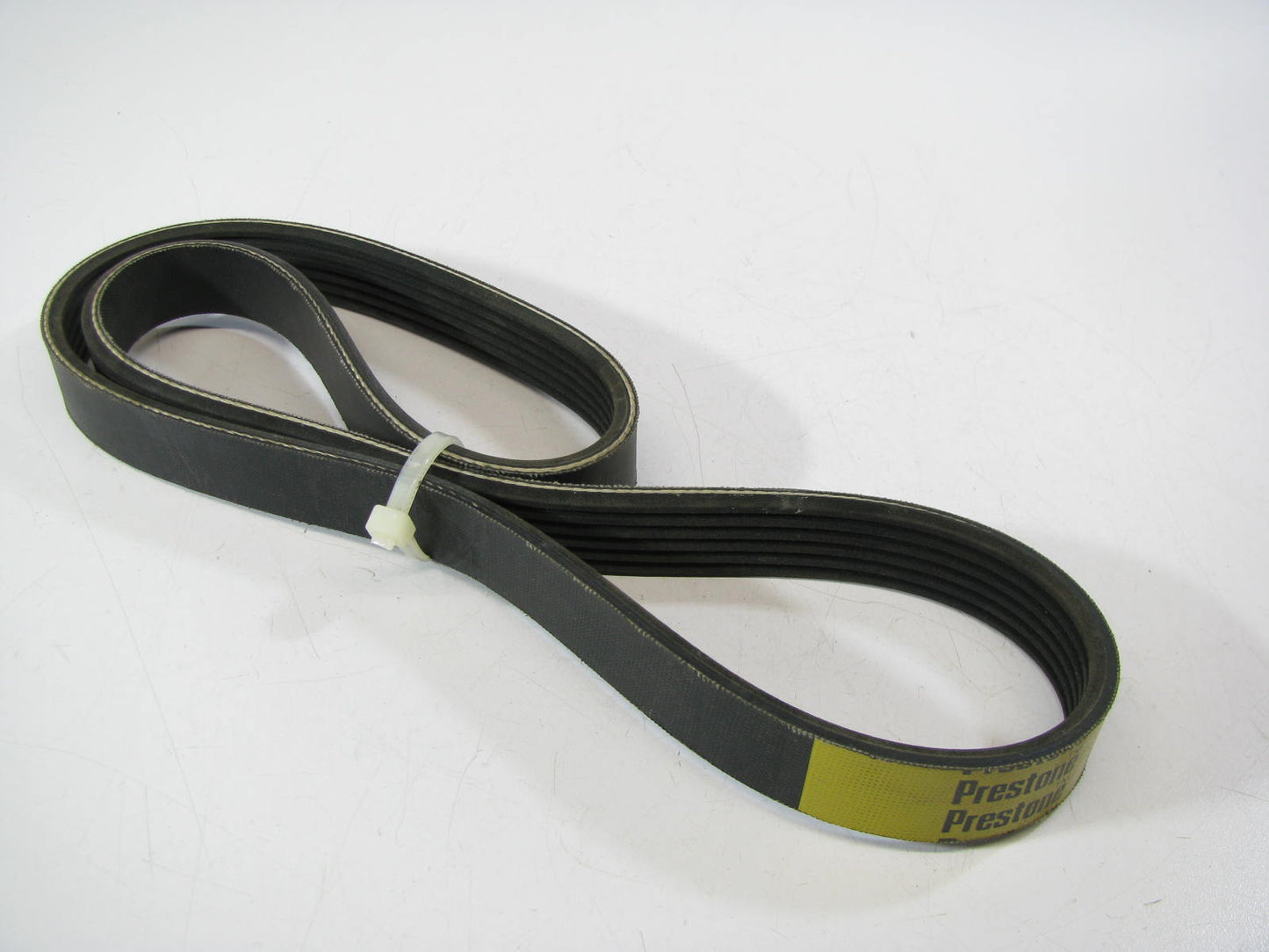 Prestone 370K6 Serpentine Belt - 0.84'' X 37.625'' - 6 Ribs