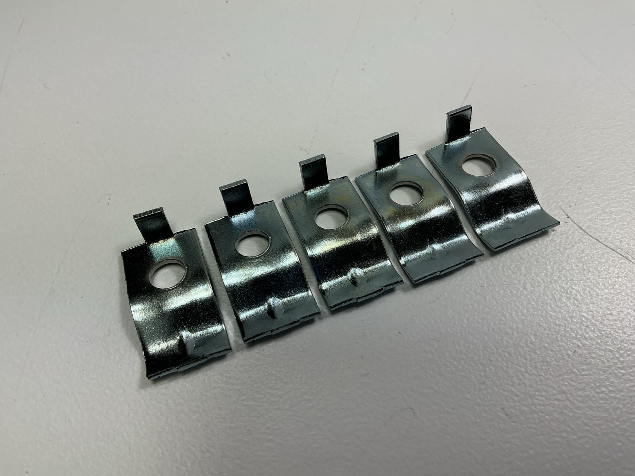 Primeline 7-03924-10 Conduit Clip Replaces: Briggs & Stratton 220796