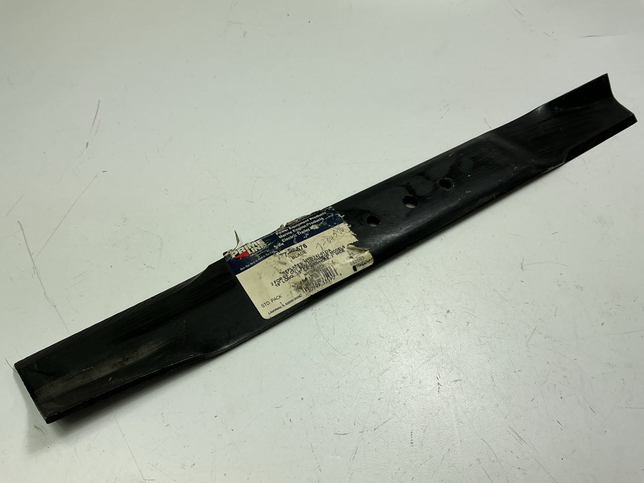 Primeline 7-04439 Lawn Mower Blade 19'' Long , 3/8'' Center Hole , 2'' Wide