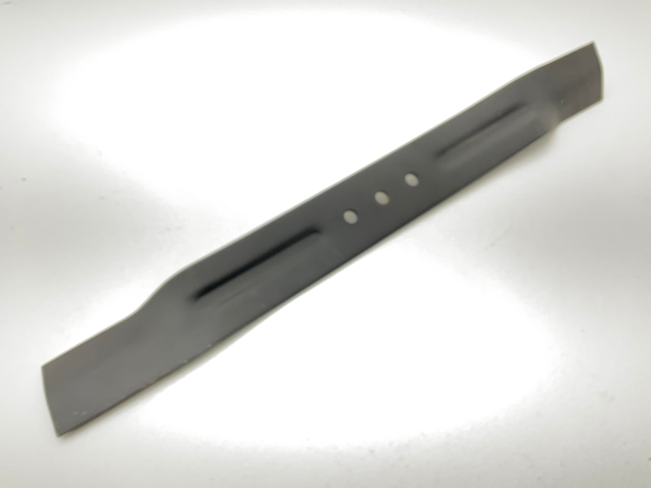 Primeline 7-04583 Heavy-duty Lawn Mower Blade 042225E701MA, 1101120E701MA,