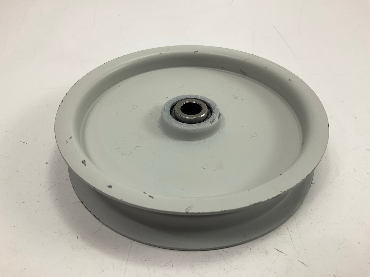 Primeline 7-05210 Flat Idler Pulley W/ Flange, 4-1/2'' OD X 3/8'' ID X 3/4'' Groove