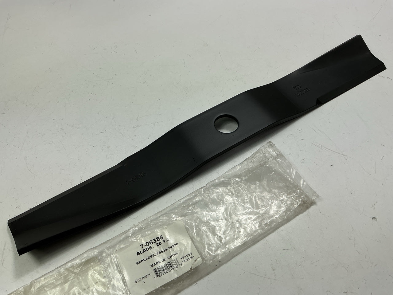 Primeline 7-06386 20-1/2'' Lawn Mower Blade -  92-049, 90-982, 91-492, 96-787