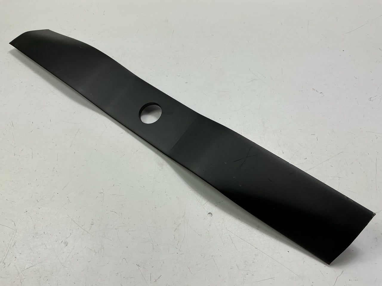 Primeline 7-06386 20-1/2'' Lawn Mower Blade -  92-049, 90-982, 91-492, 96-787