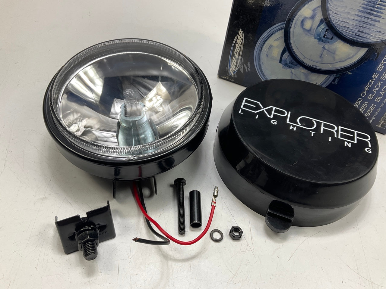 Pro Comp 9551  5'' 55 Watt Off-Road Racing Halogen Light Lamp W/ Plastic Cover