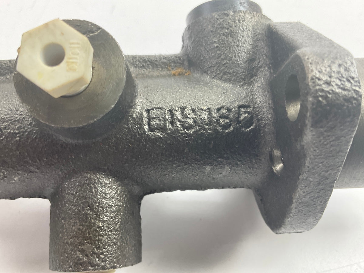 REMAN. Pro Stop 20-1718 Brake Master Cylinder