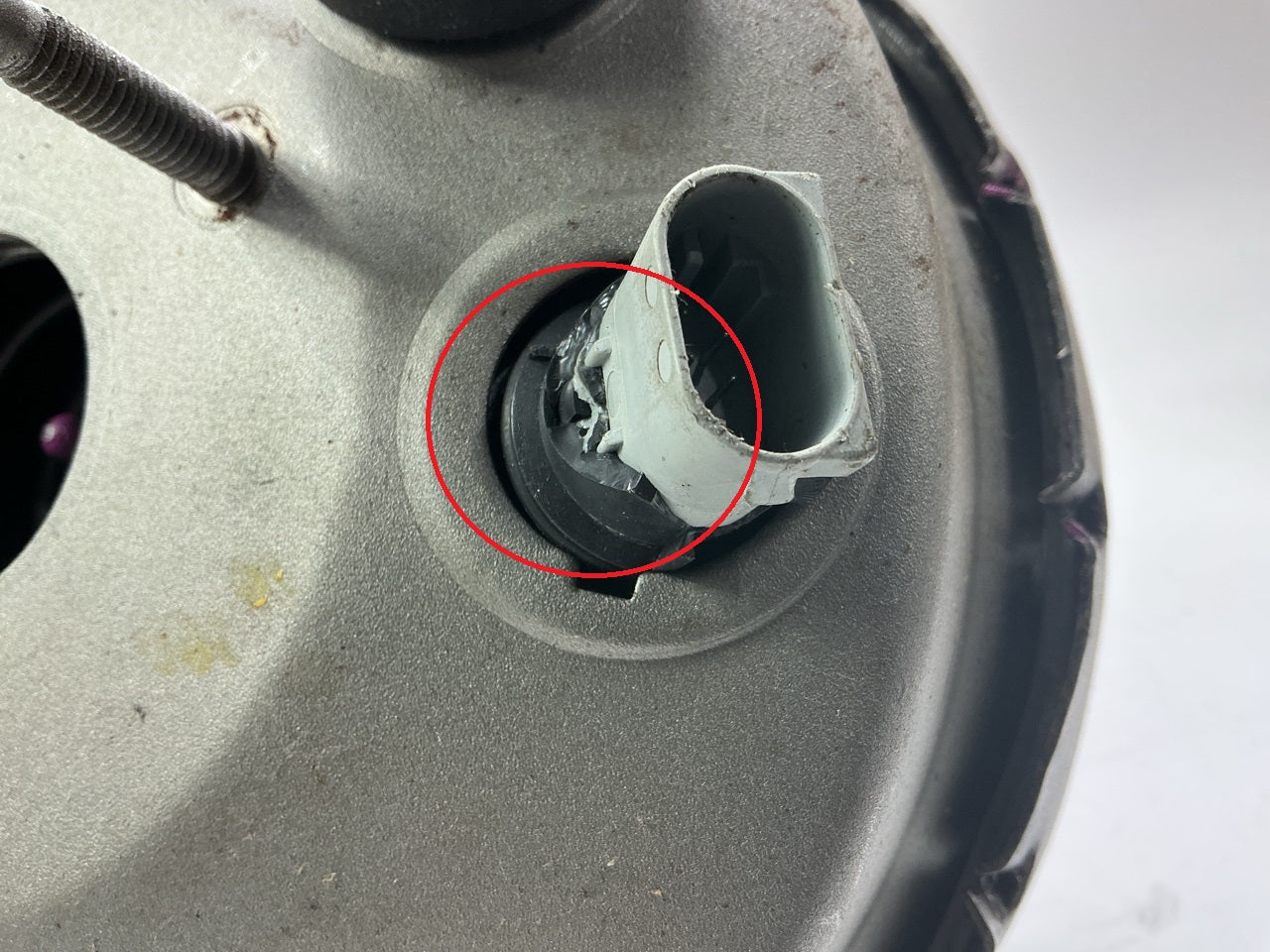 REMAN - Pro Stop 53-3118 Power Brake Booster - BROKEN CONNECTOR