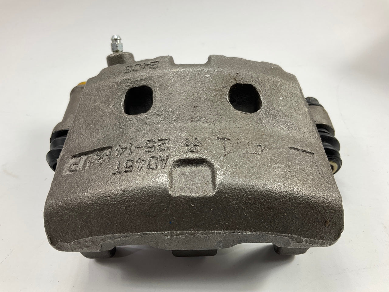 REMAN. Pro Stop C8461 Front Left Brake Caliper