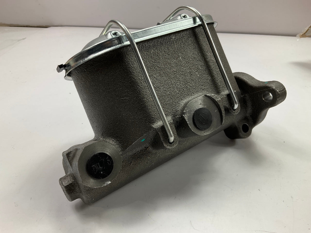 REMAN. Pro Stop M1732 Brake Master Cylinder