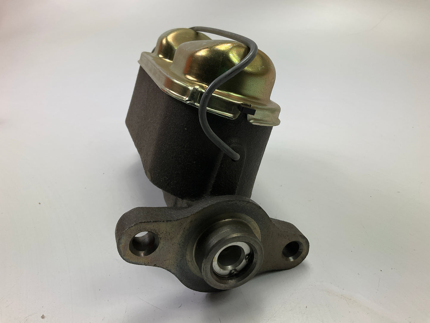 REMAN. Pro Stop M2038 MANUAL Brake Master Cylinder For 1983-1985 Ford Escort