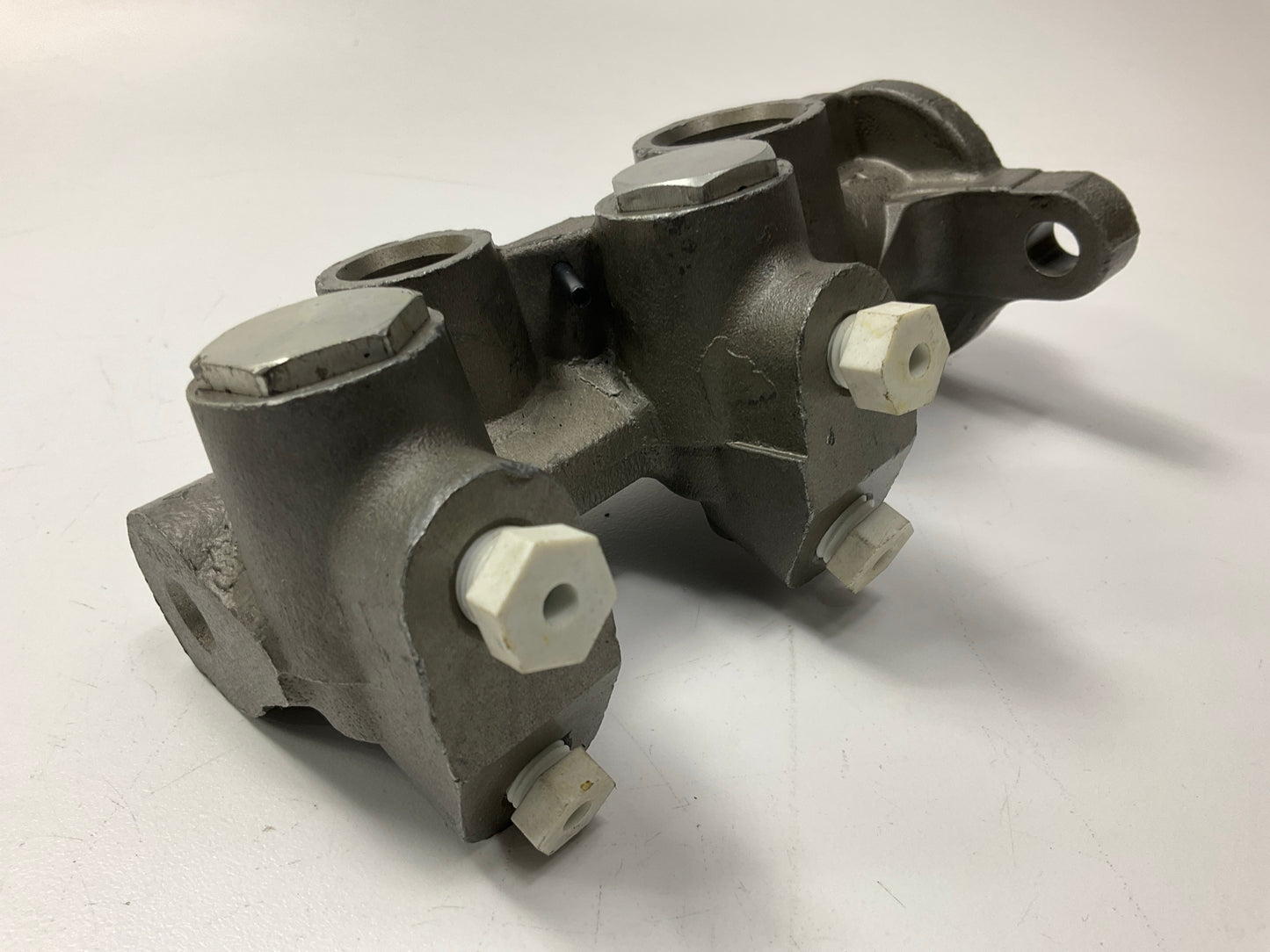 REMAN. Pro Stop M2186 Brake Master Cylinder