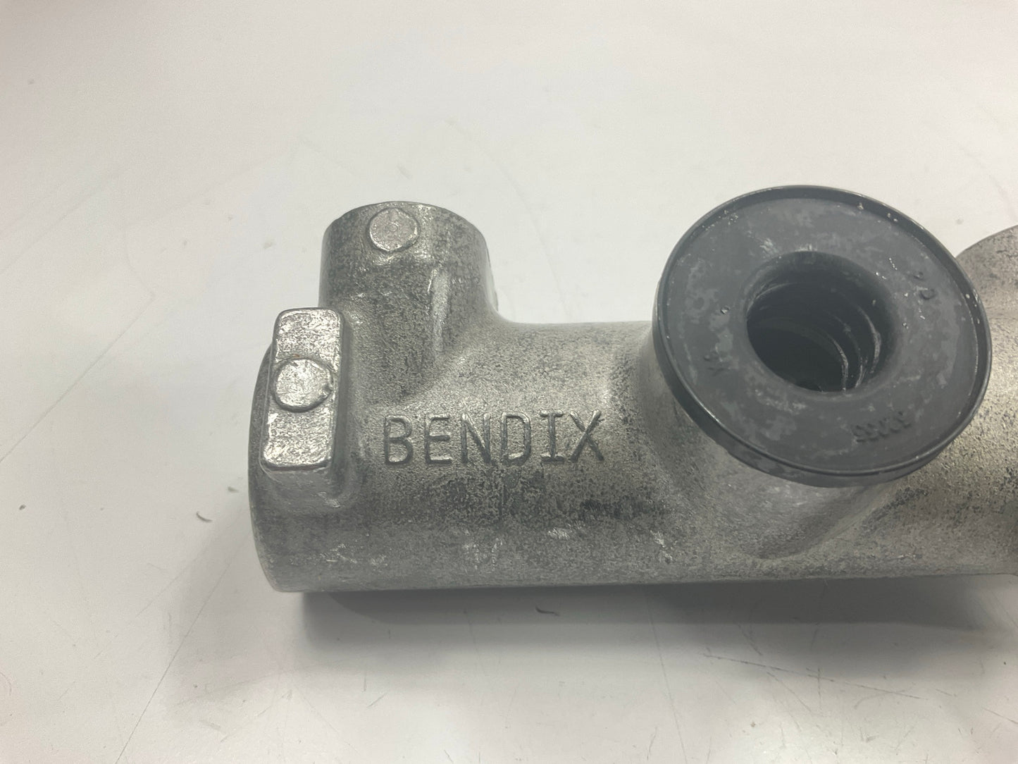Pro Stop M3056 Brake Master Cylinder W/O Reservoir - REMAN