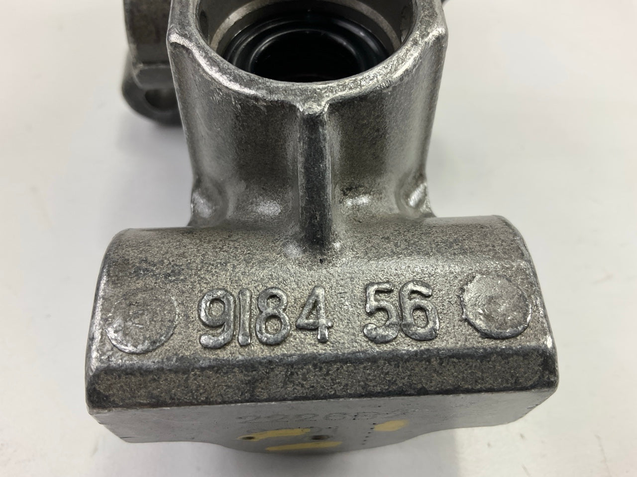 REMAN. Pro Stop M3075 Brake Master Cylinder
