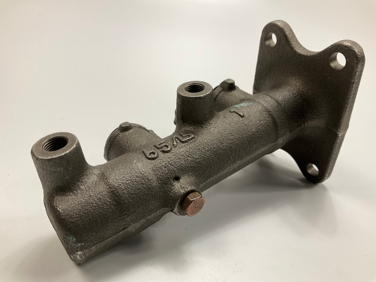 REMAN. Pro Stop M52530 Brake Master Cylinder For 1989-1995 Toyota Pickup