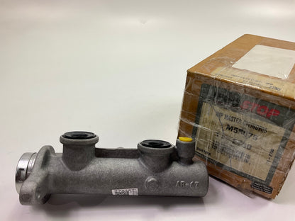 Pro Stop M55075 Brake Master Cylinder For 1996-01 Nissan Pathfinder, 1997-01 QX4
