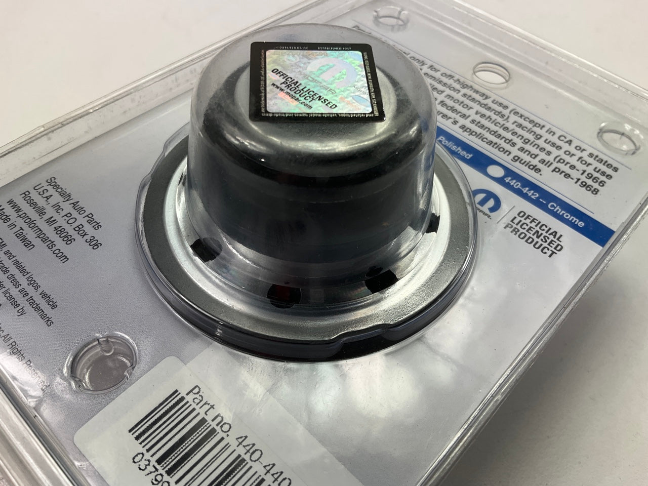 Proform 440-440 Slant-Edge Aluminum Push-In Air Breather Cap For 1.22'' Holes