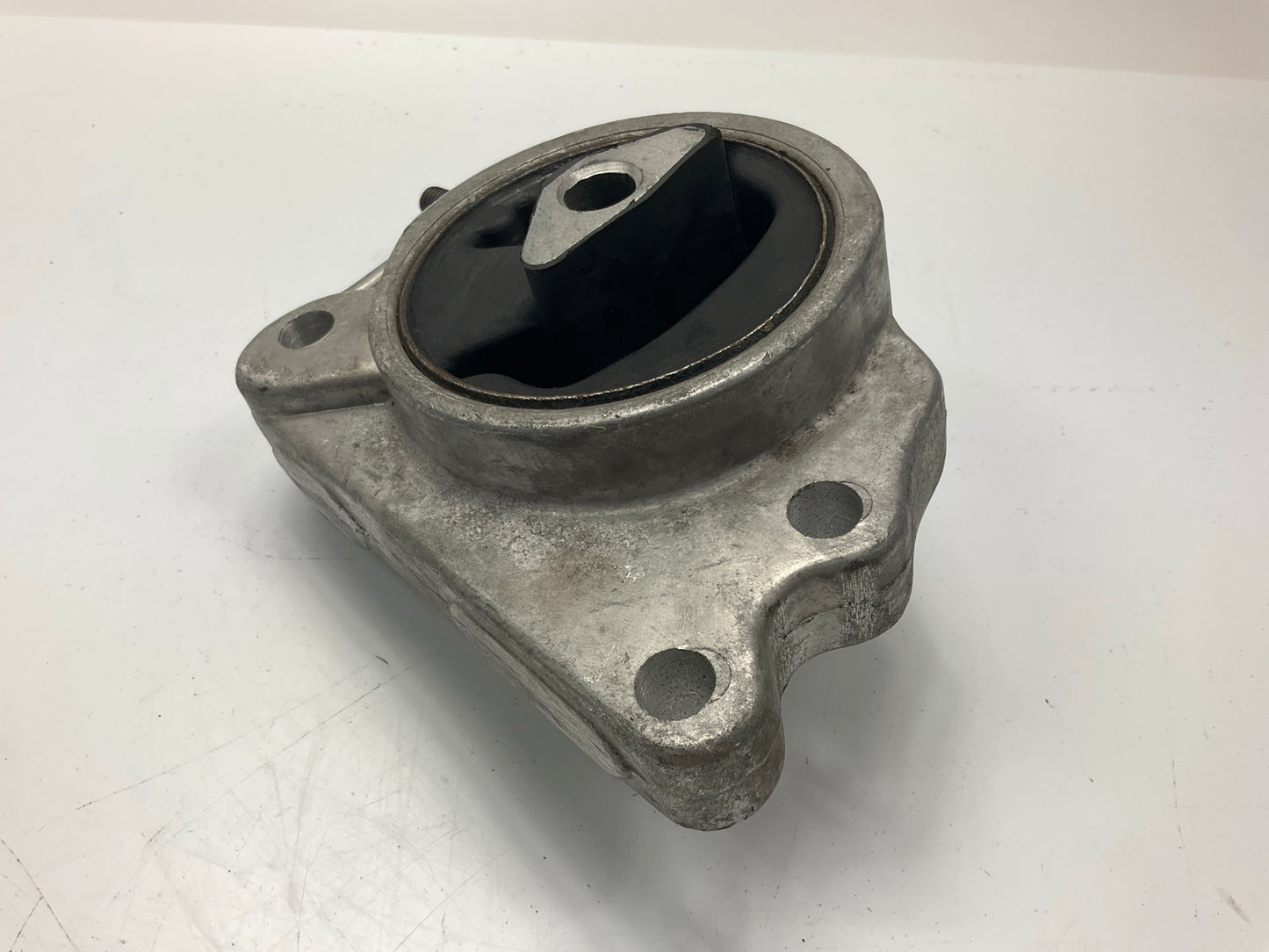 Proline 3006 Front Right Engine Motor Mount