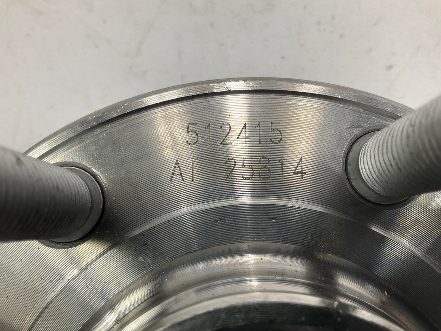 Proline 512415 Front Wheel Bearing Hub For 2009-2011 Kia Borrego