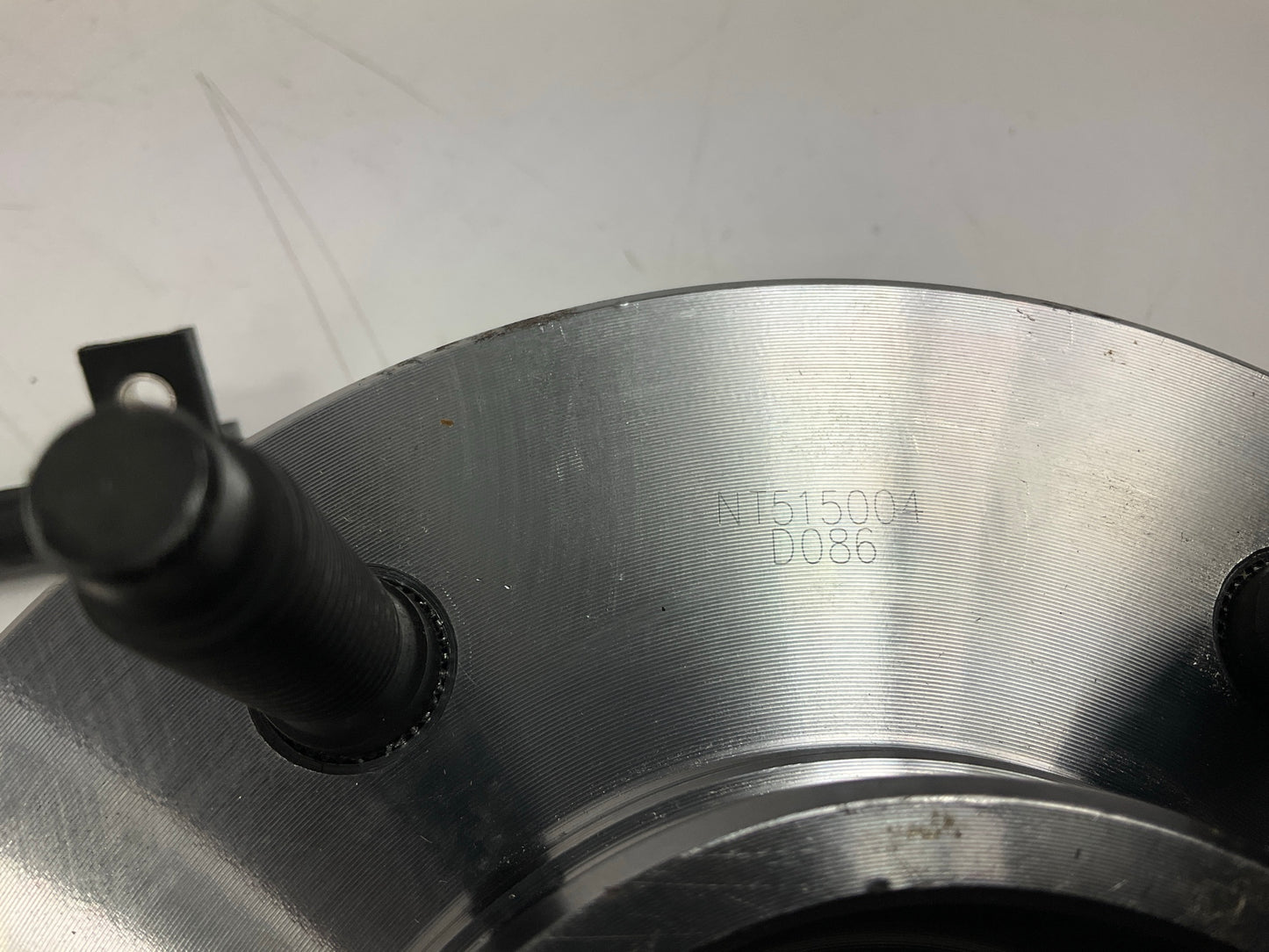 Proline 515004 Front Wheel Bearing Hub