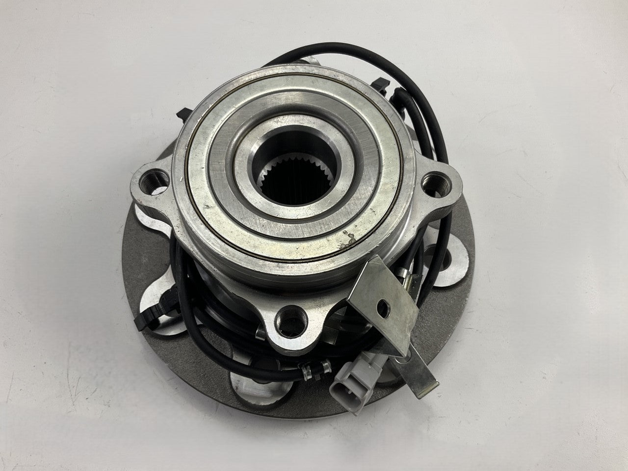 MISSING WHEEL STUDS - Proline 515035 Front Wheel Bearing Hub