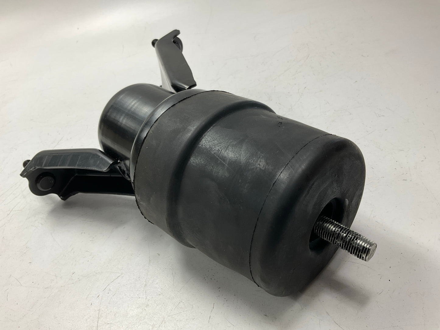 Proline 8796SR Rear Motor Mount For 1997-2001 Toyota Camry 2.2L-L4