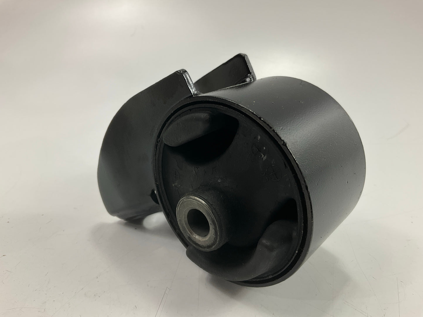 Proline 9346 Front Right Engine Motor Mount For 2003-2005 Kia Rio