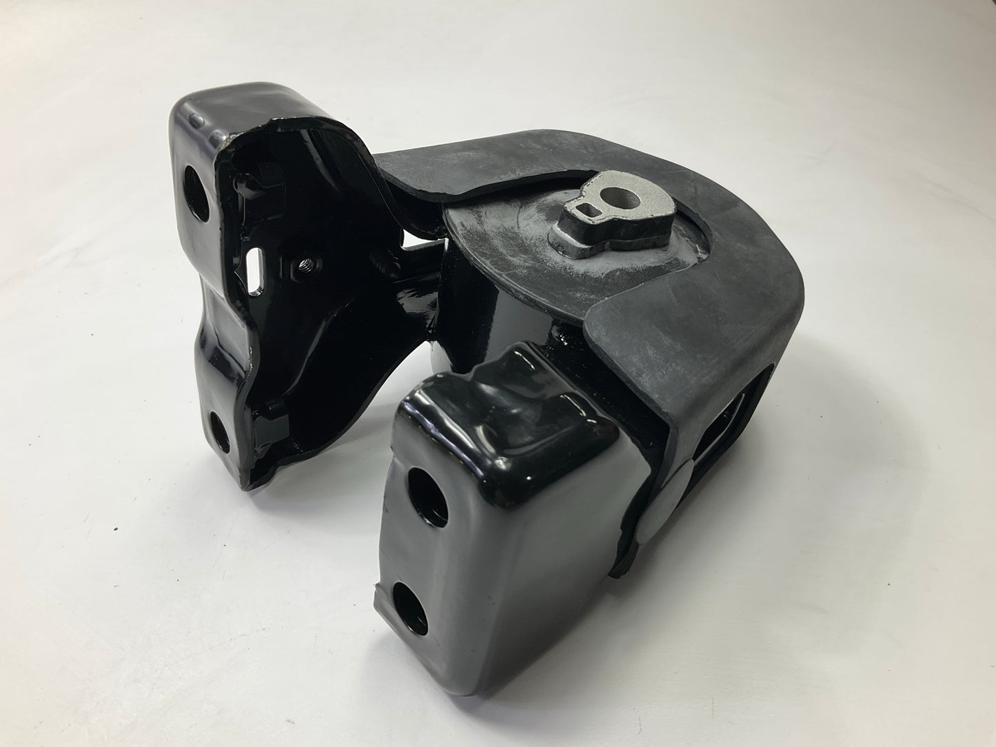 Proline 9347 Rear Engine Motor Mount For 07-08 Hyundai Entourage, 2006-14 Sedona
