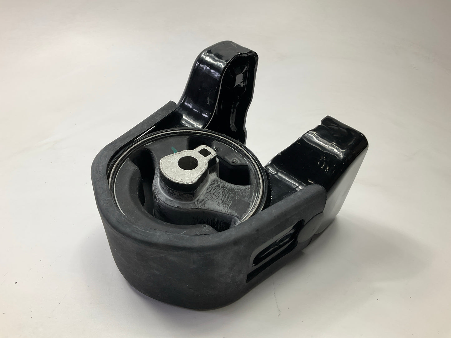 Proline 9347 Rear Engine Motor Mount For 07-08 Hyundai Entourage, 2006-14 Sedona